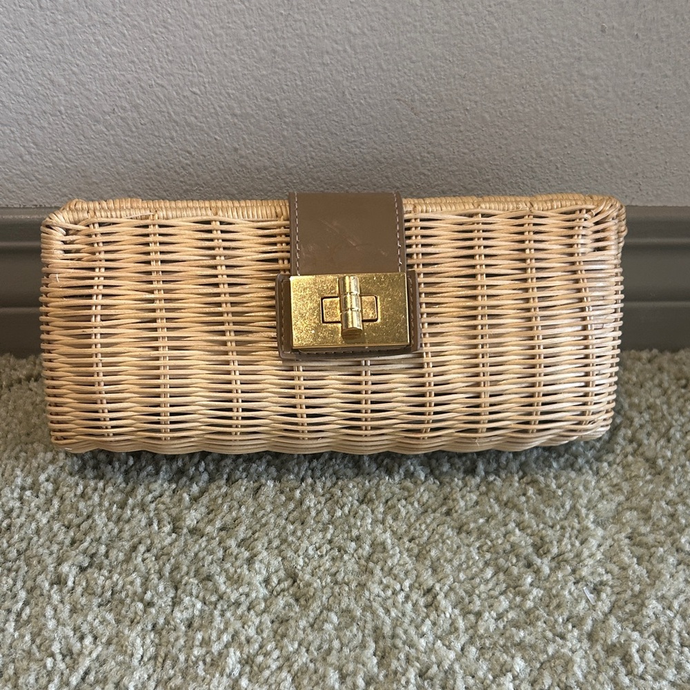 Elegant Tan Woven Clutch